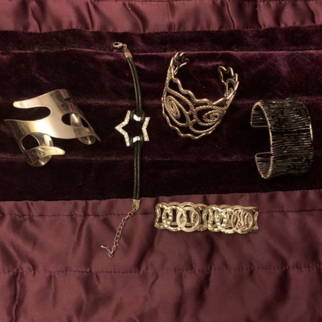 Bracelets Jewelry Lot